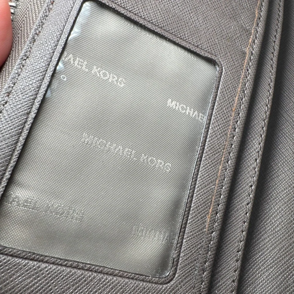 Michael Kors Saffiano Leather Zip Around Accordion Continental Wallet in‎ Taupe